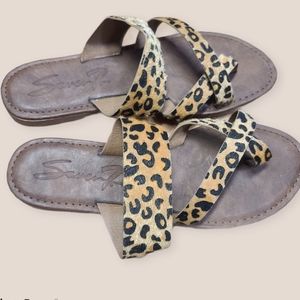 Seven7 Women's Maldives Toe Ring Strappy Slip-On F